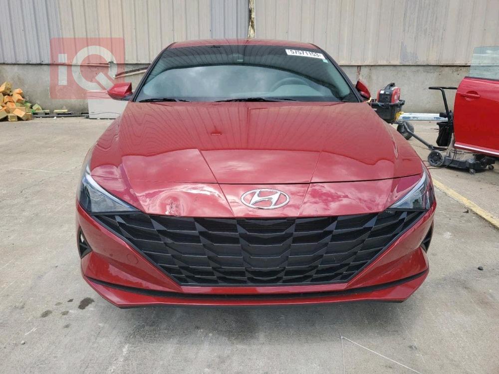هیوندای ئەلەنترا